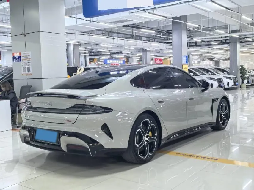 2024 MI SU7 BEV 101KWH,autocango,china used car exporter,china ev exporter,chinese used car exporter,chinese used ev exporter