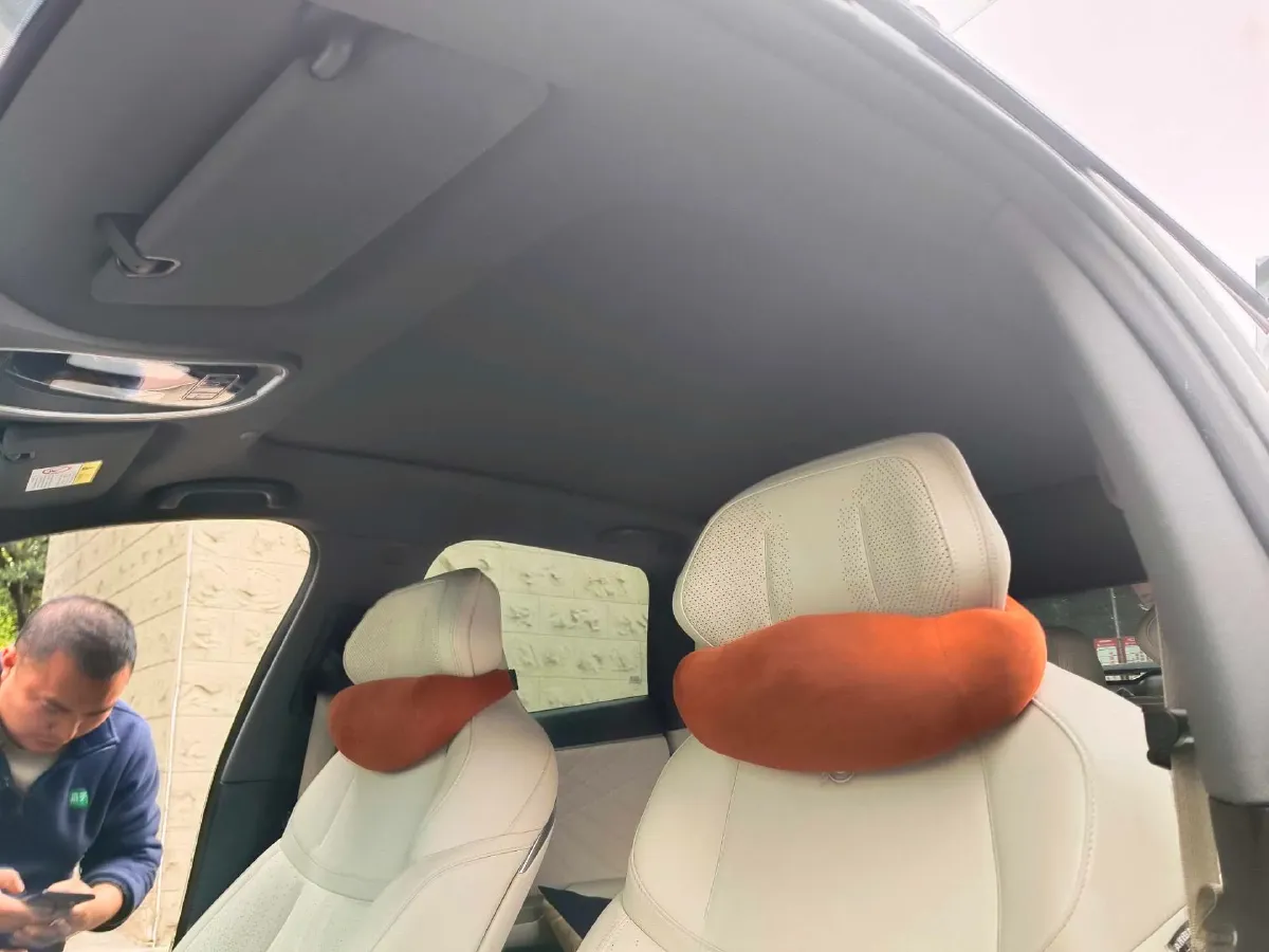 2023 Deepal S07 BEV 79.97KWH,autocango,china used car exporter,china ev exporter,chinese used car exporter,chinese used ev exporter