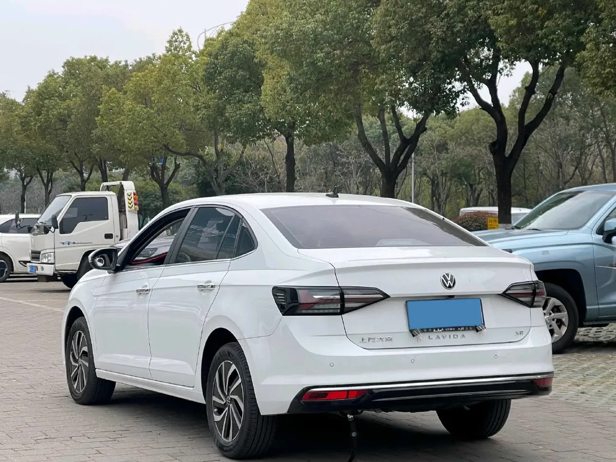 2023 Volkswagen Lavida 1.5L 110HP L4 6AT,autocango,china used car exporter,china ev exporter,chinese used car exporter,chinese used ev exporter