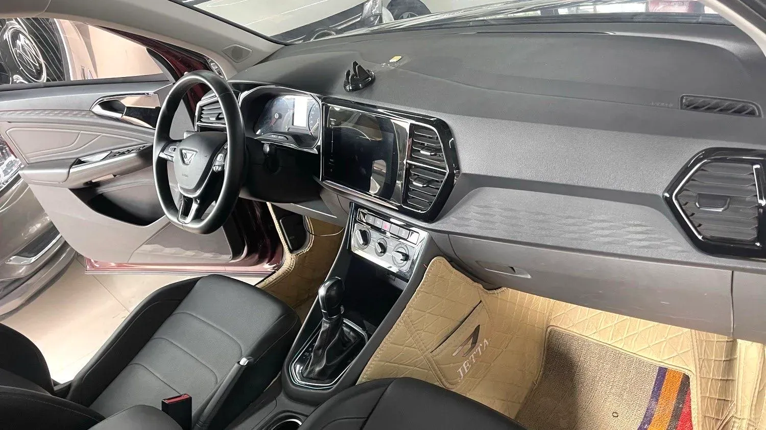 2019 Jetta VS5 1.4T 150HP L4 6AT,autocango,china used car exporter,china ev exporter,chinese used car exporter,chinese used ev exporter