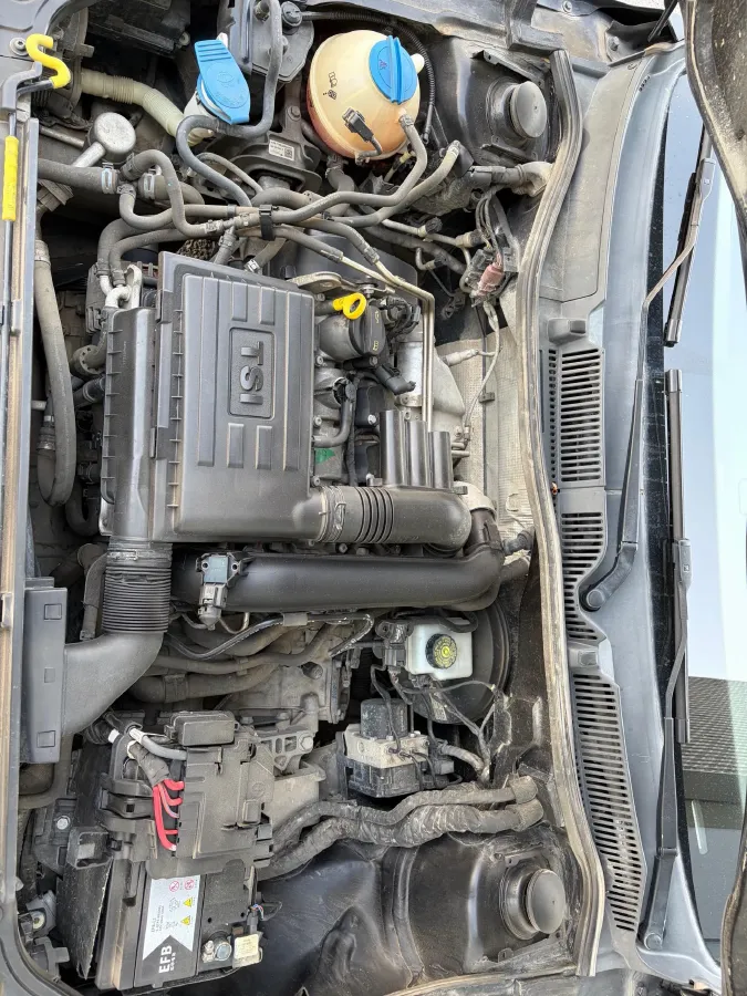 2017 Volkswagen Lavida 1.4T 131HP L4 7DCT,autocango,china used car exporter,china ev exporter,chinese used car exporter,chinese used ev exporter