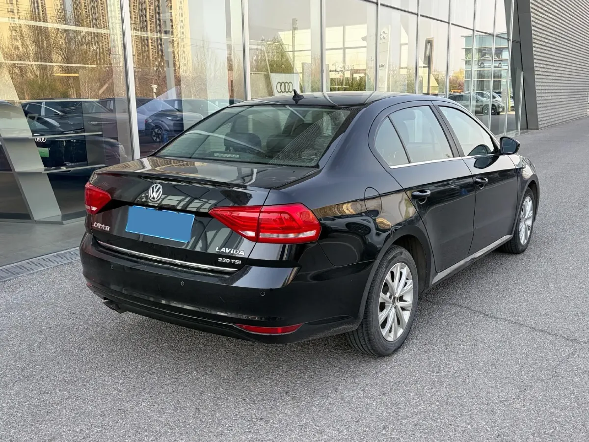 2017 Volkswagen Lavida 1.4T 131HP L4 7DCT,autocango,china used car exporter,china ev exporter,chinese used car exporter,chinese used ev exporter