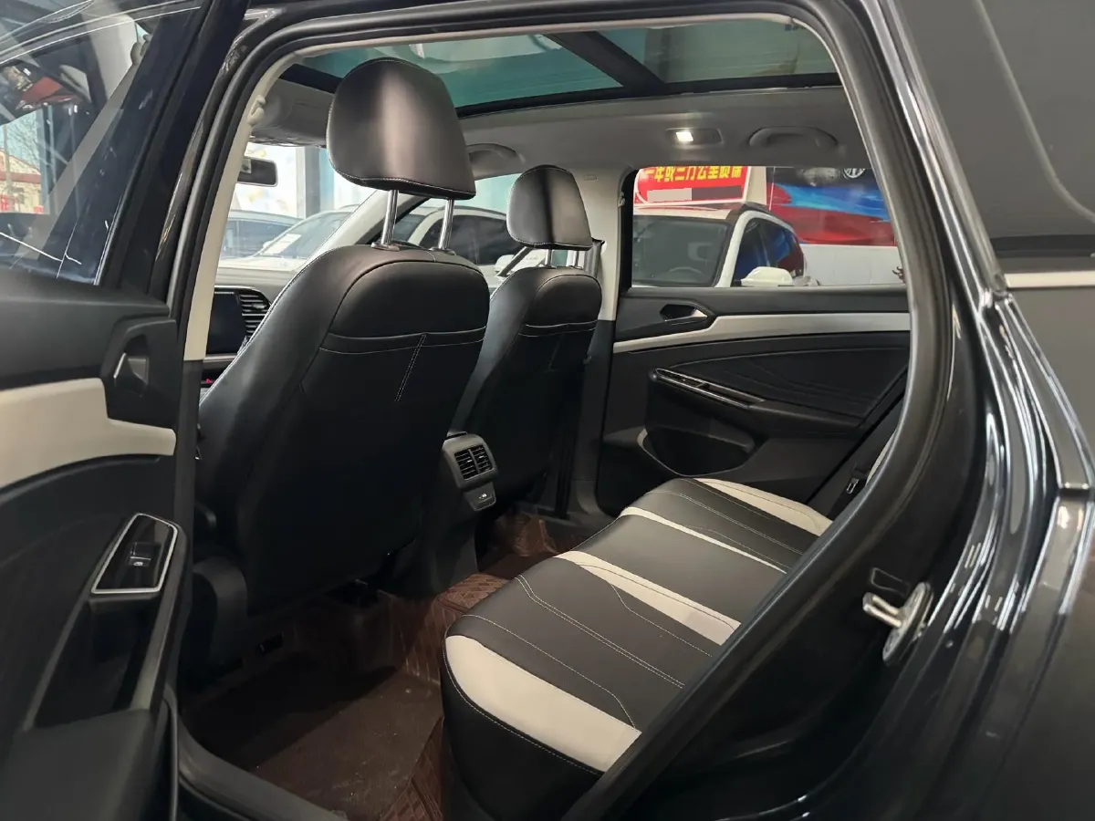 2024 Jetta VS7 1.4T 150HP L4 6AT,autocango,china used car exporter,china ev exporter,chinese used car exporter,chinese used ev exporter