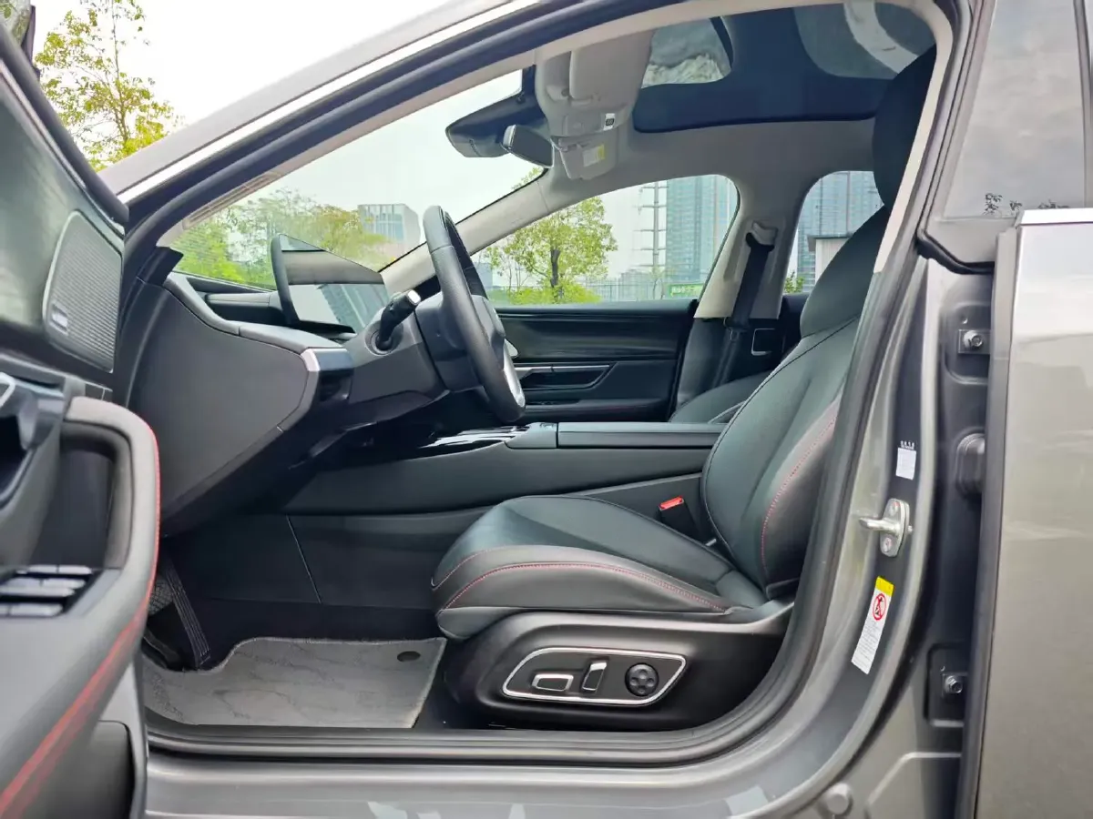 2020 Xpeng P7 BEV 70.8KWH,autocango,china used car exporter,china ev exporter,chinese used car exporter,chinese used ev exporter