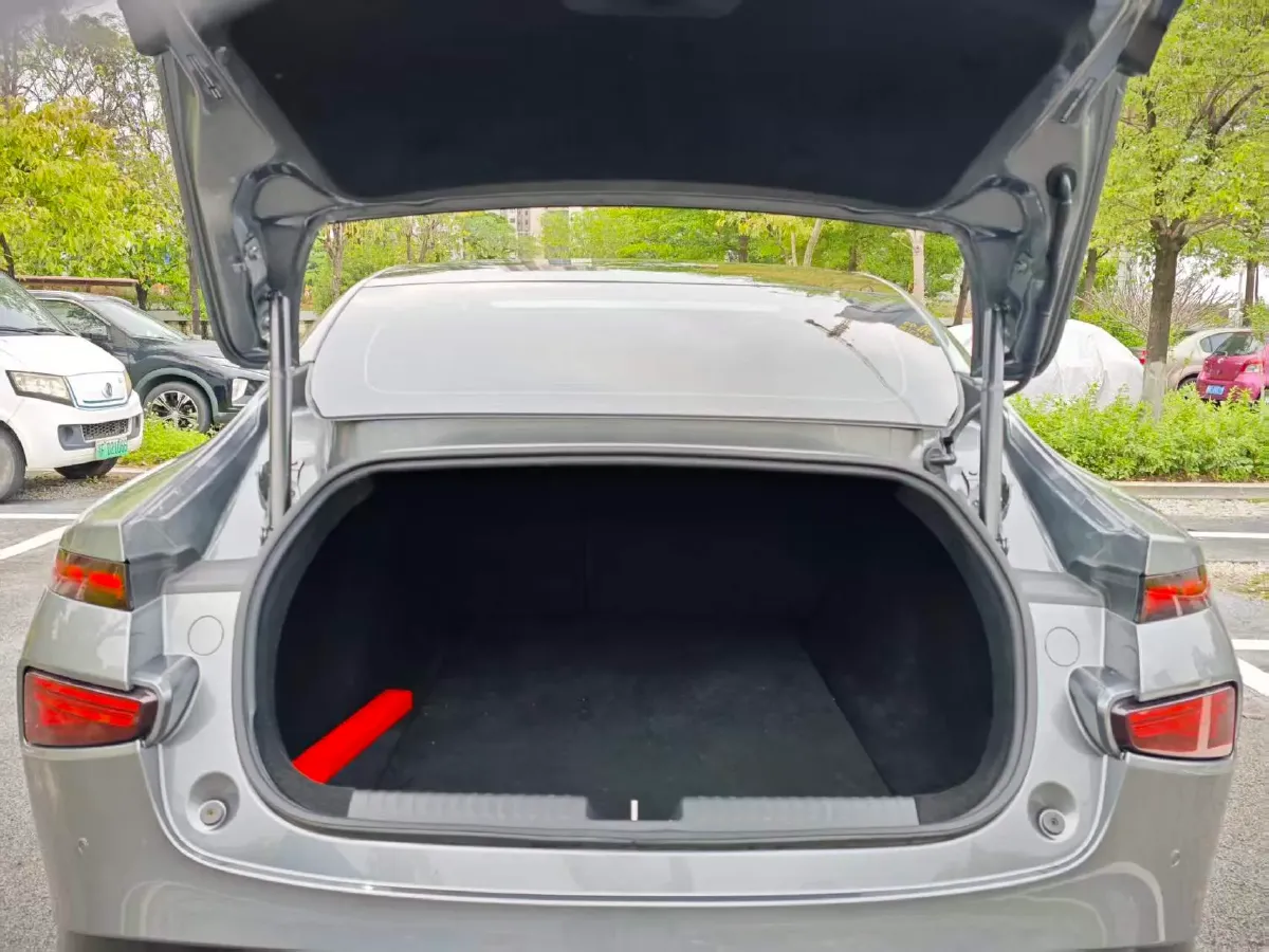 2020 Xpeng P7 BEV 70.8KWH,autocango,china used car exporter,china ev exporter,chinese used car exporter,chinese used ev exporter