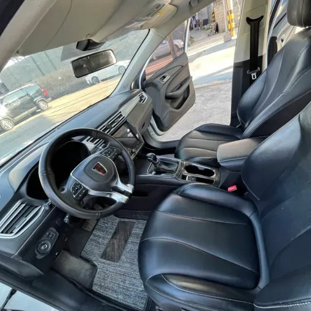 2021 Roewe i5 1.5L 120HP L4 CVT,autocango,china used car exporter,china ev exporter,chinese used car exporter,chinese used ev exporter