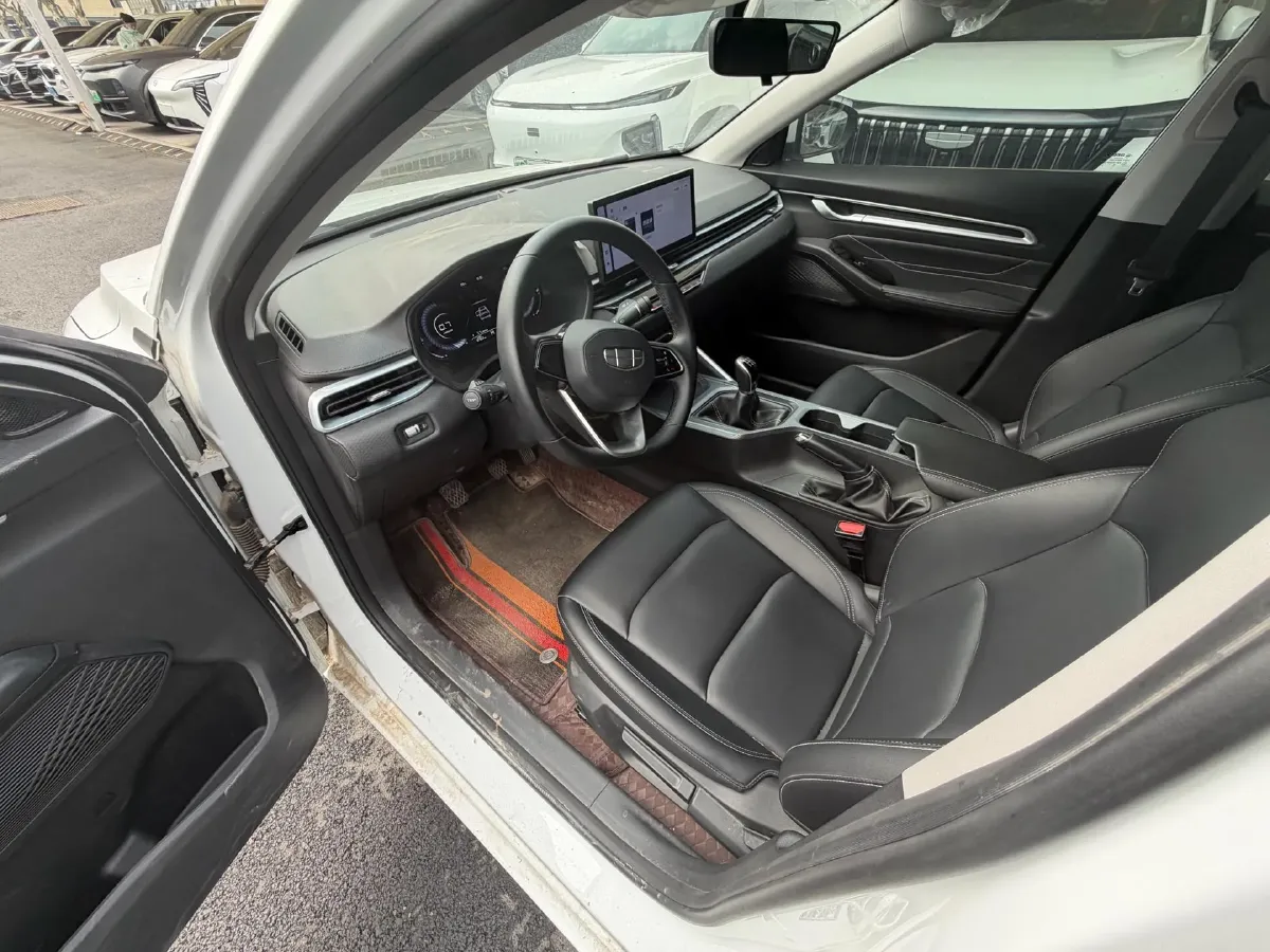 2025 Geely Emgrand 1.5L 127HP L4 5MT,autocango,china used car exporter,china ev exporter,chinese used car exporter,chinese used ev exporter