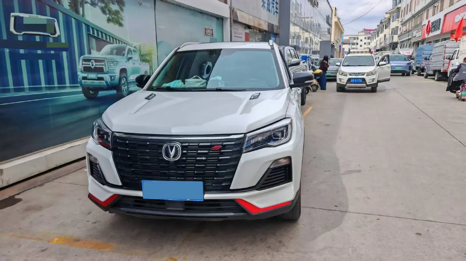 2023 ChangAn CS75 1.5T 188HP L4 7DCT,autocango,china used car exporter,china ev exporter,chinese used car exporter,chinese used ev exporter