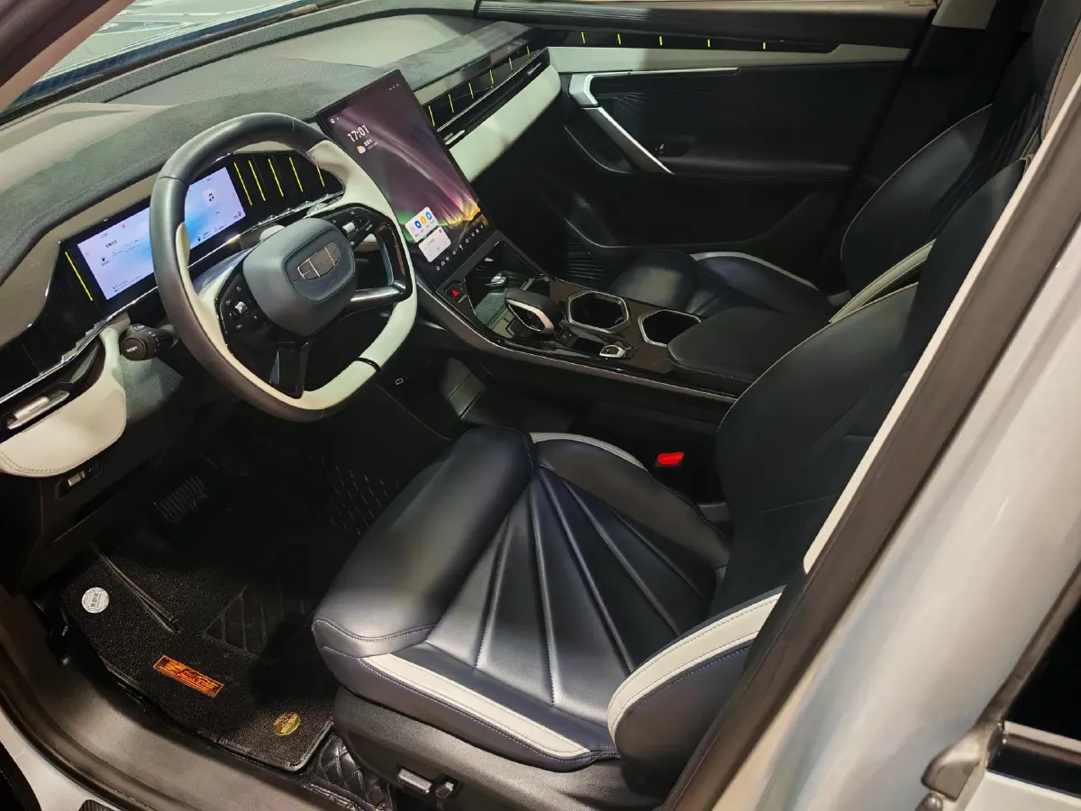 2023 Geely StarRay 1.5T 181HP L4 7DCT,autocango,china used car exporter,china ev exporter,chinese used car exporter,chinese used ev exporter