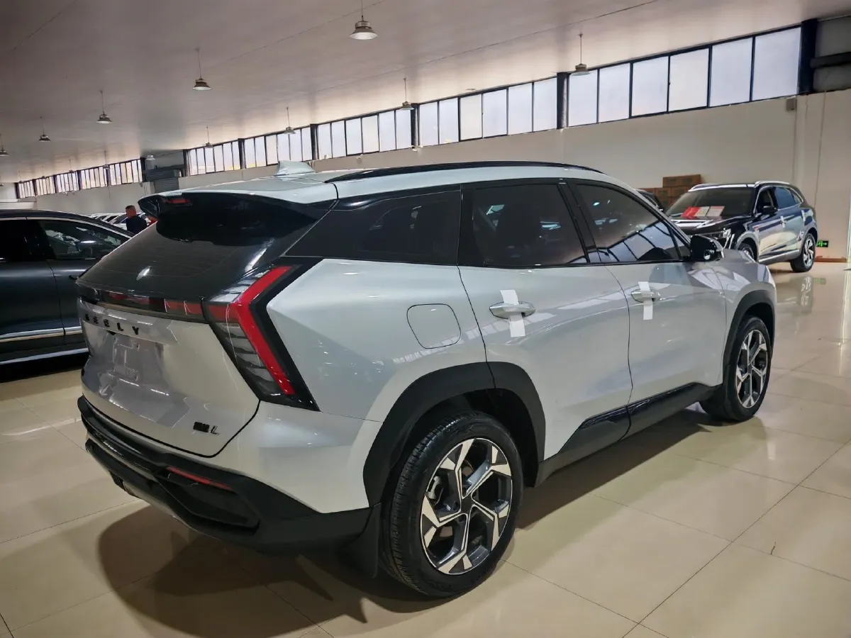 2023 Geely StarRay 1.5T 181HP L4 7DCT,autocango,china used car exporter,china ev exporter,chinese used car exporter,chinese used ev exporter