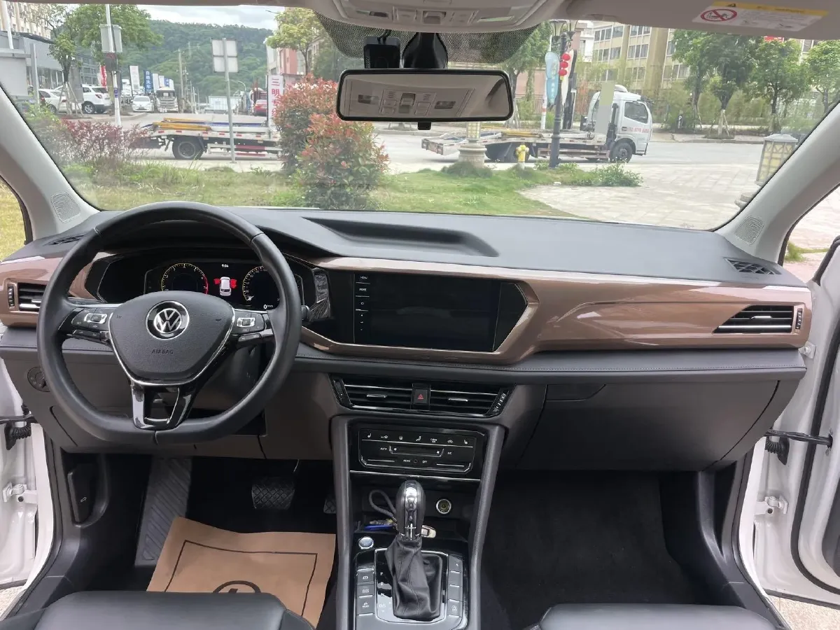 2022 Volkswagen Tharu 1.4T 150HP L4 7DCT,autocango,china used car exporter,china ev exporter,chinese used car exporter,chinese used ev exporter