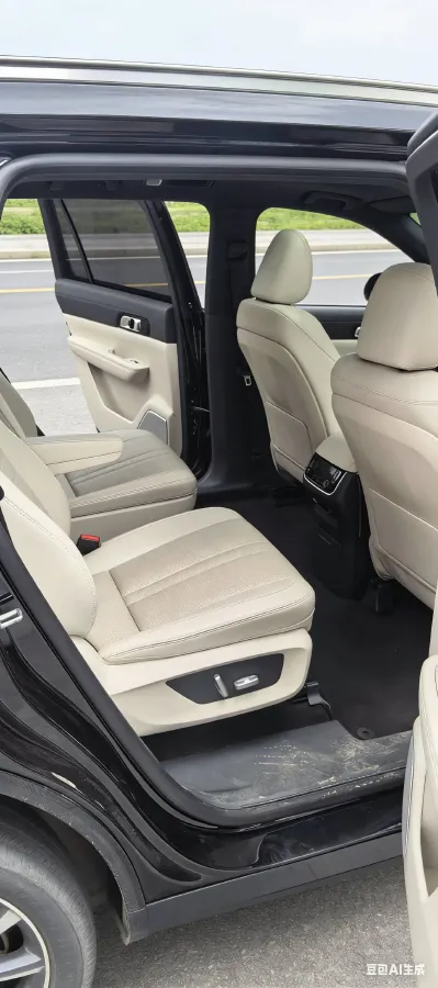 2020 Li ONE Range Extended 131HP REEV 40.5KWH,autocango,china used car exporter,china ev exporter,chinese used car exporter,chinese used ev exporter