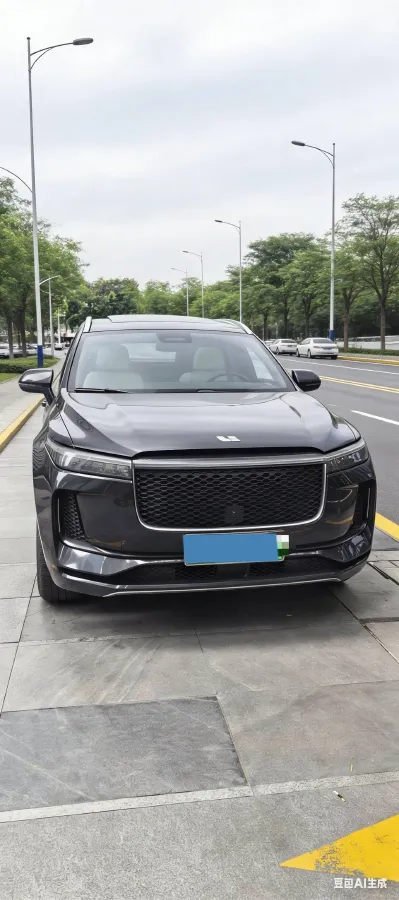 2020 Li ONE Range Extended 131HP REEV 40.5KWH,autocango,china used car exporter,china ev exporter,chinese used car exporter,chinese used ev exporter