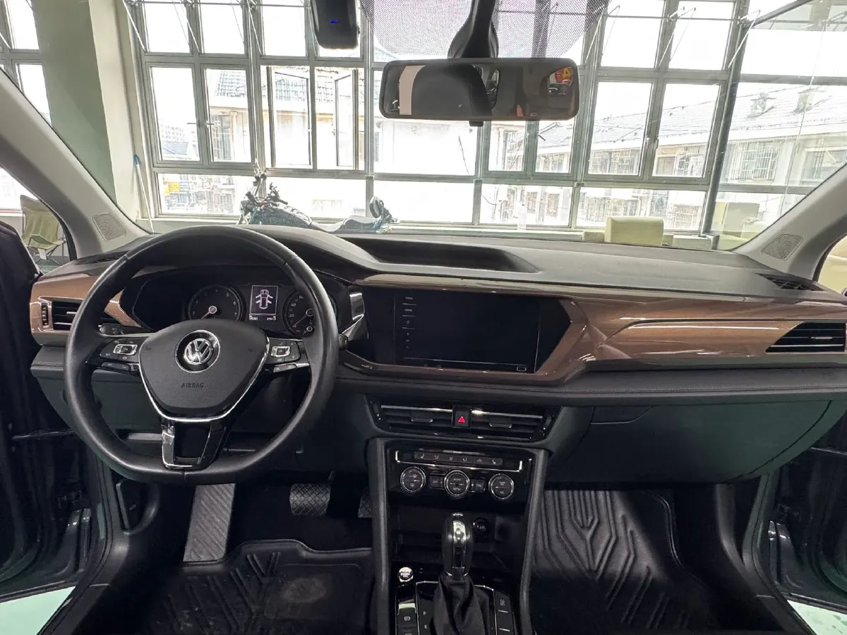 2021 Volkswagen Tharu 1.4T 150HP L4 7DCT,autocango,china used car exporter,china ev exporter,chinese used car exporter,chinese used ev exporter