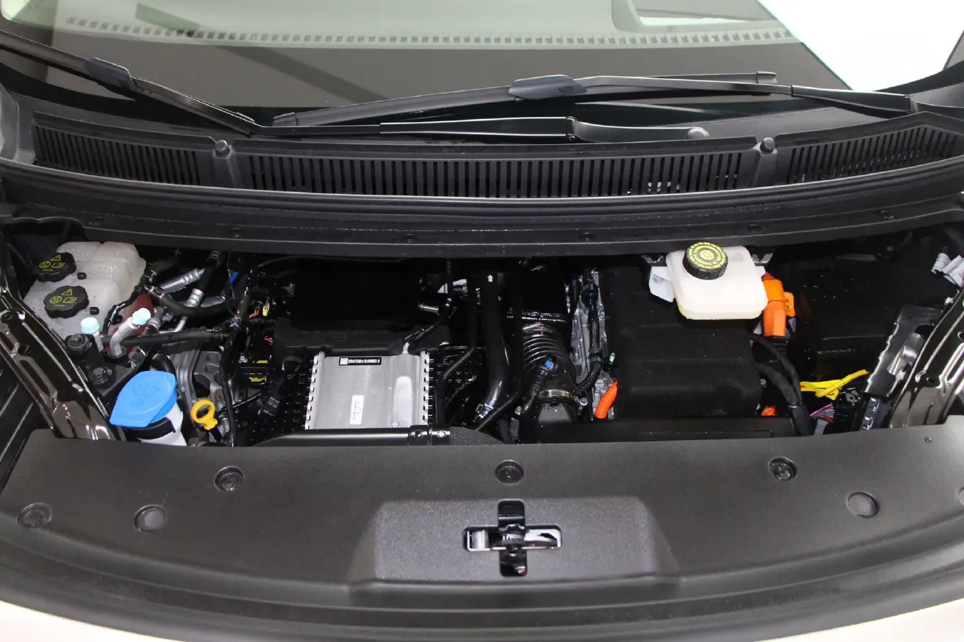 2025 Denza D9 1.5T 156HP L4 E-CVT PHEV 40KWH,autocango,china used car exporter,china ev exporter,chinese used car exporter,chinese used ev exporter