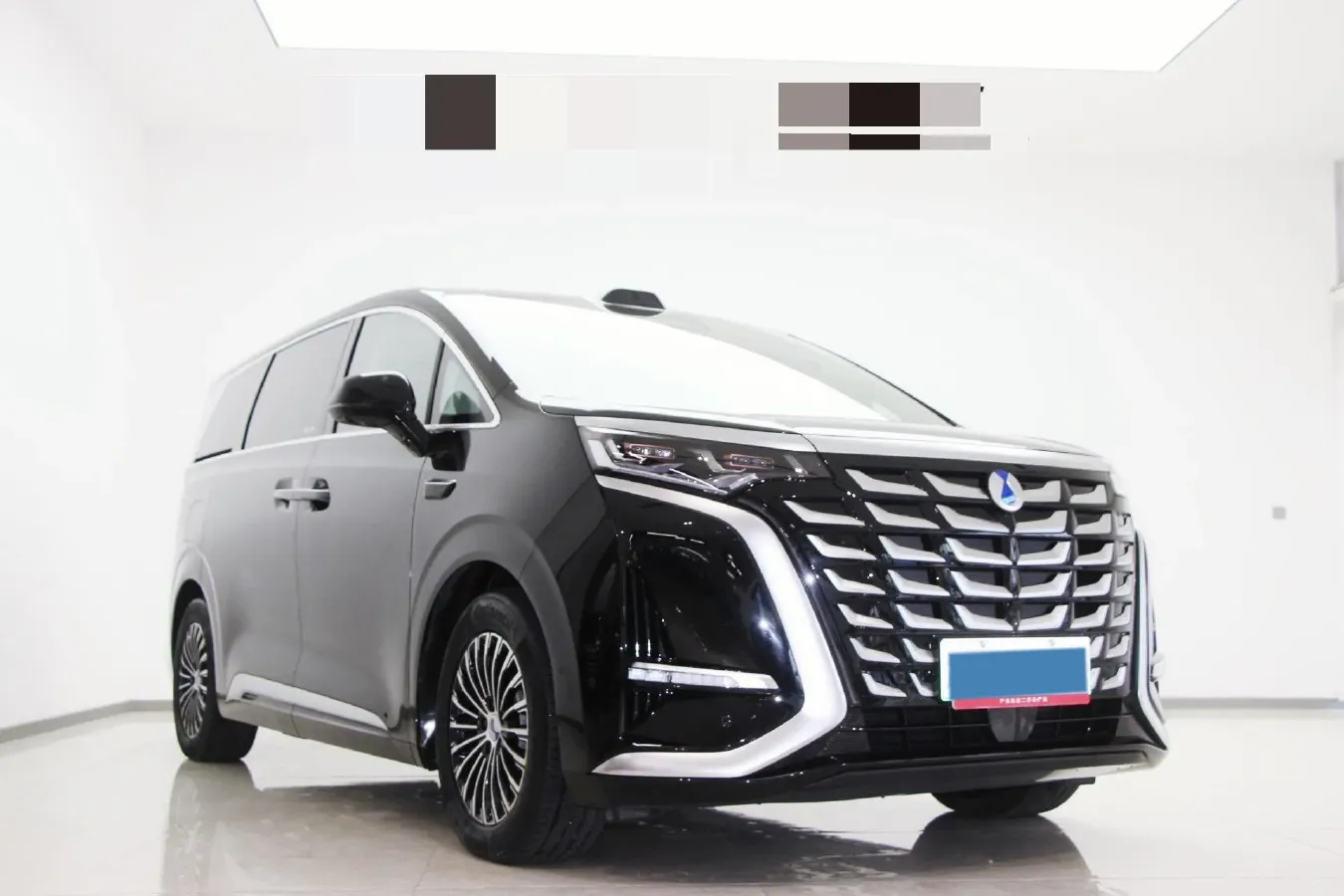 2025 Denza D9 1.5T 156HP L4 E-CVT PHEV 40KWH,autocango,china used car exporter,china ev exporter,chinese used car exporter,chinese used ev exporter
