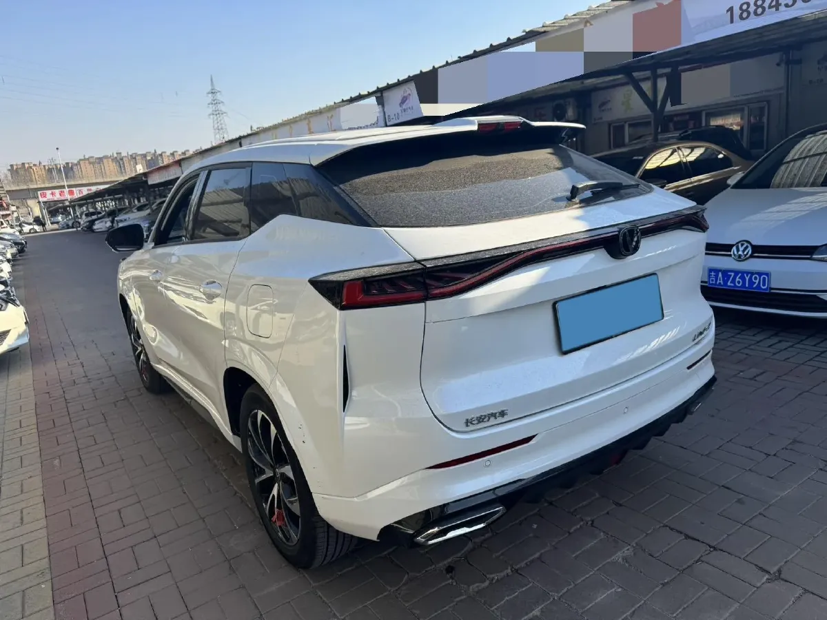 2024 ChangAn UNI-Z 1.5L 98HP L4 E-CVT PHEV 18.4KWH,autocango,china used car exporter,china ev exporter,chinese used car exporter,chinese used ev exporter