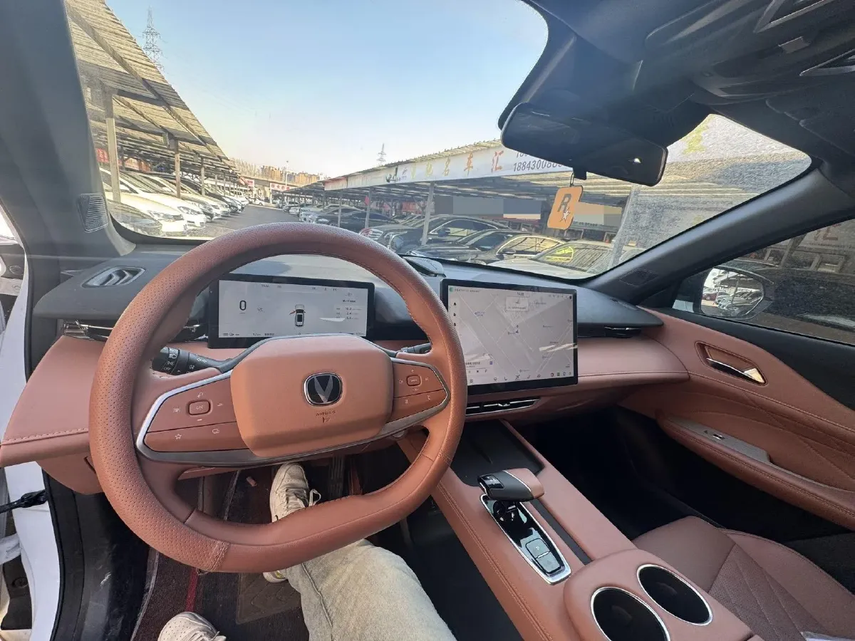 2024 ChangAn UNI-Z 1.5L 98HP L4 E-CVT PHEV 18.4KWH,autocango,china used car exporter,china ev exporter,chinese used car exporter,chinese used ev exporter