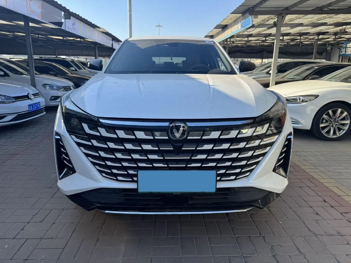 2024 ChangAn UNI-Z 1.5L 98HP L4 E-CVT PHEV 18.4KWH,autocango,china used car exporter,china ev exporter,chinese used car exporter,chinese used ev exporter