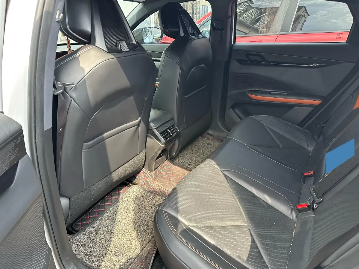 2023 ChangAn UNI-V iDD 1.5T 170HP L4 6TCT PHEV 18.4KWH,autocango,china used car exporter,china ev exporter,chinese used car exporter,chinese used ev exporter