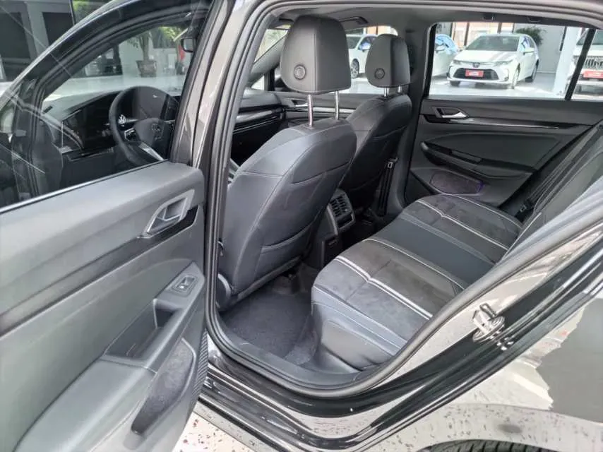 2023 Volkswagen Golf 1.4T 150HP L4 7DCT,autocango,china used car exporter,china ev exporter,chinese used car exporter,chinese used ev exporter