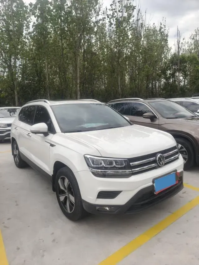 2021 Volkswagen Tharu 1.4T 150HP L4 7DCT,autocango,china used car exporter,china ev exporter,chinese used car exporter,chinese used ev exporter