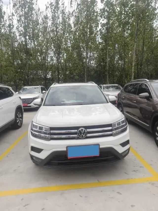2021 Volkswagen Tharu 1.4T 150HP L4 7DCT,autocango,china used car exporter,china ev exporter,chinese used car exporter,chinese used ev exporter