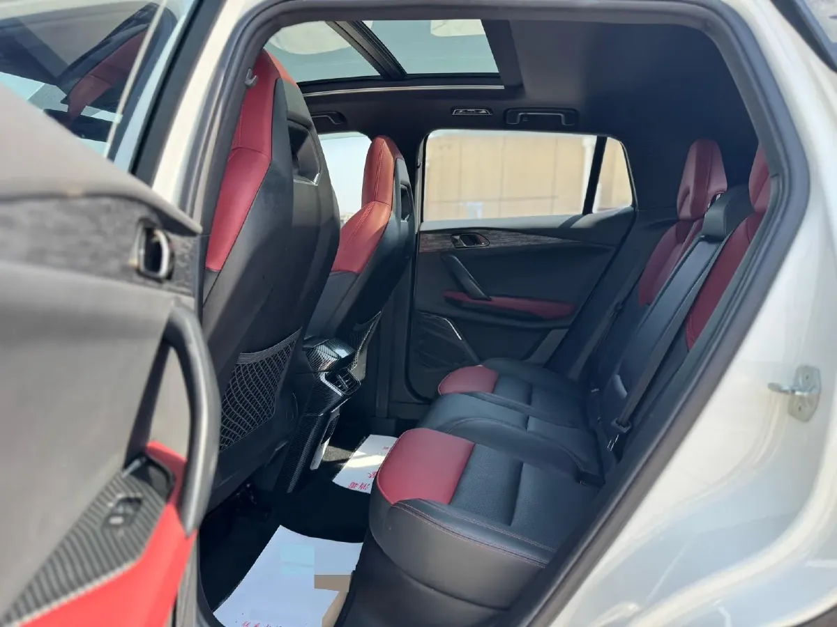 2020 LYNK&CO 06 1.5T 177HP L3 7DCT,autocango,china used car exporter,china ev exporter,chinese used car exporter,chinese used ev exporter