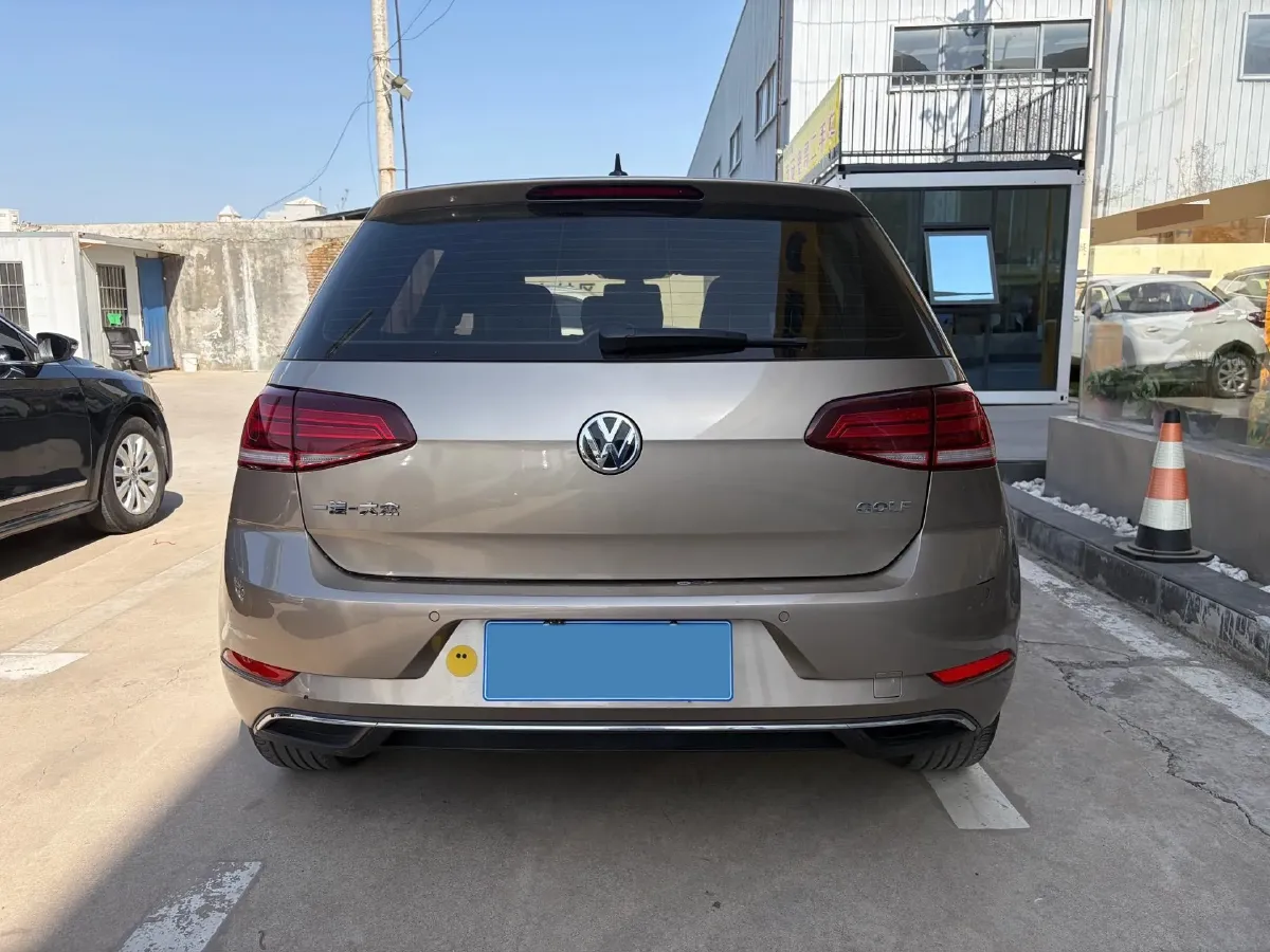 2018 Volkswagen Golf 1.6L 110HP L4 6AT,autocango,china used car exporter,china ev exporter,chinese used car exporter,chinese used ev exporter