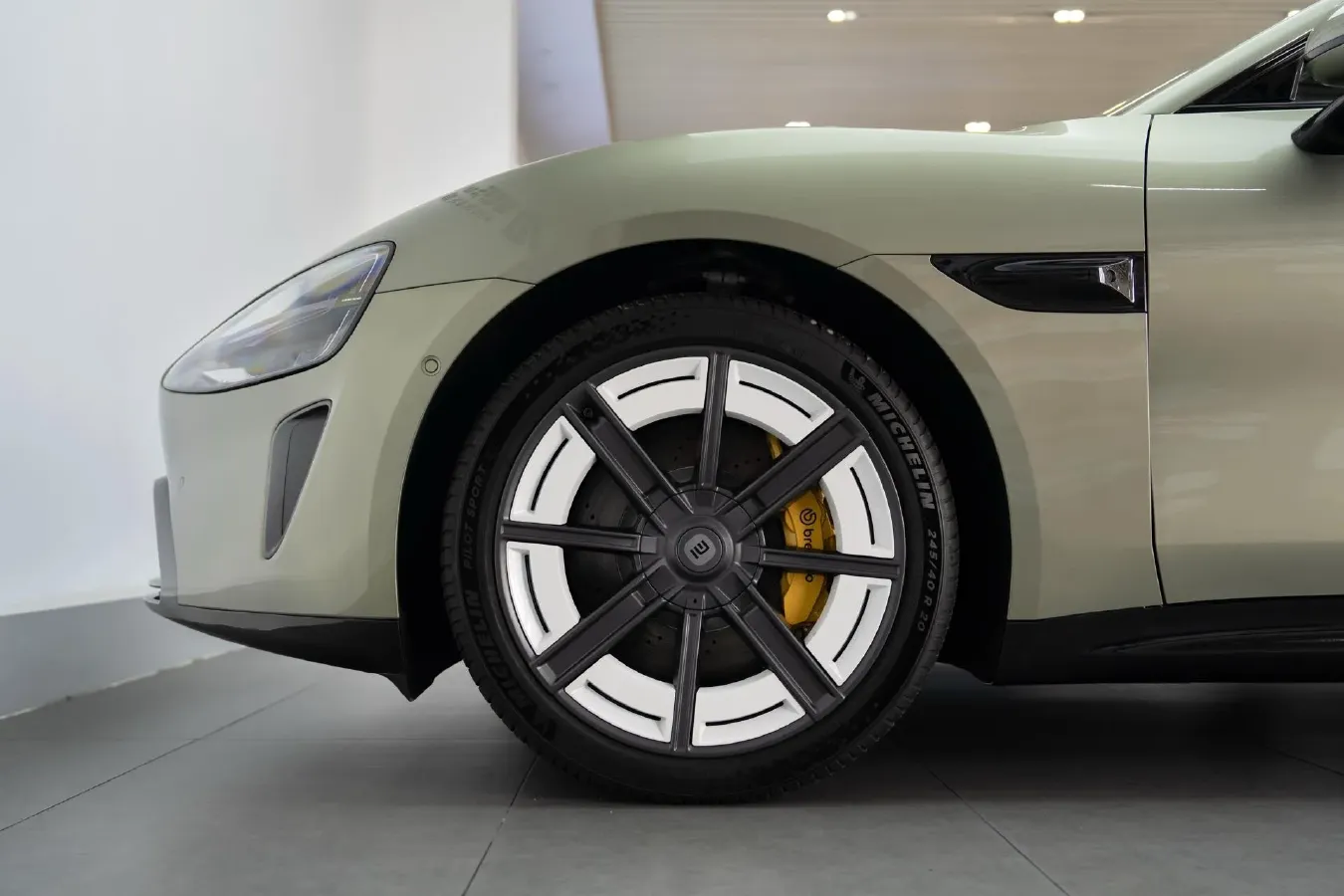 2024 MI SU7 BEV 73.6KWH,autocango,china used car exporter,china ev exporter,chinese used car exporter,chinese used ev exporter