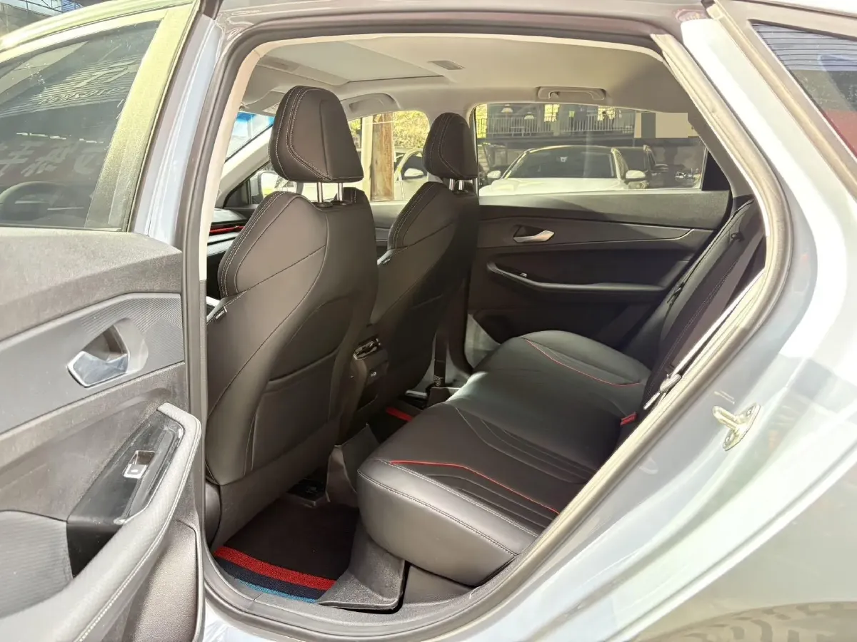 2024 Geely Binray 1.5T 181HP L4 7DCT,autocango,china used car exporter,china ev exporter,chinese used car exporter,chinese used ev exporter