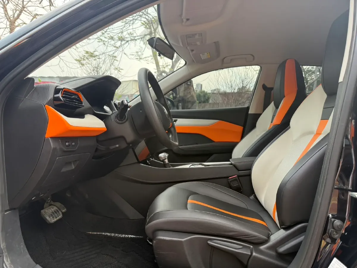 2021 DongFeng Aeolus YiXuan 1.5T 150HP L4 6DCT,autocango,china used car exporter,china ev exporter,chinese used car exporter,chinese used ev exporter