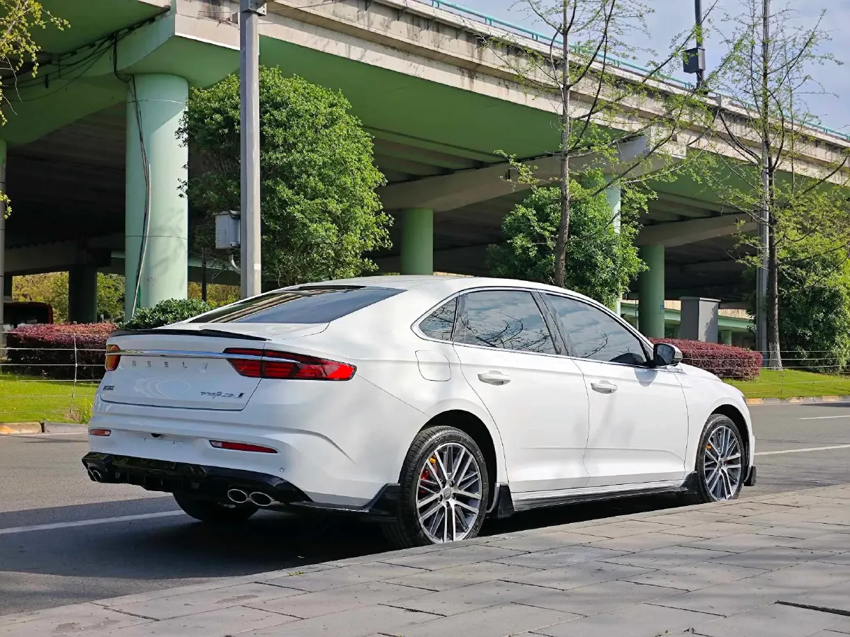 2023 Geely Preface 1.5T 181HP L4 7DCT,autocango,china used car exporter,china ev exporter,chinese used car exporter,chinese used ev exporter