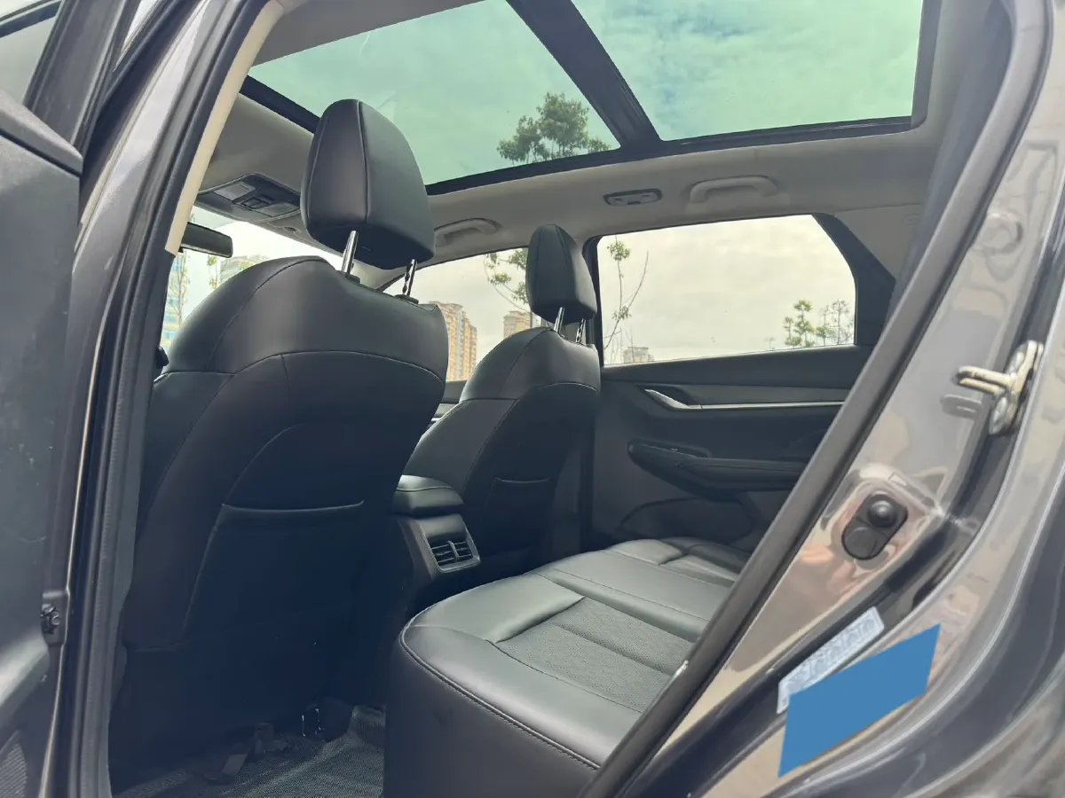 2021 ChangAn CS55 Plus 1.5T 180HP L4 7DCT,autocango,china used car exporter,china ev exporter,chinese used car exporter,chinese used ev exporter