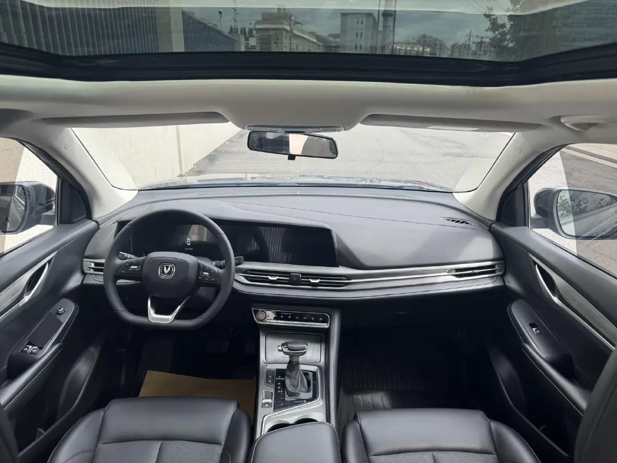 2021 ChangAn CS55 Plus 1.5T 180HP L4 7DCT,autocango,china used car exporter,china ev exporter,chinese used car exporter,chinese used ev exporter