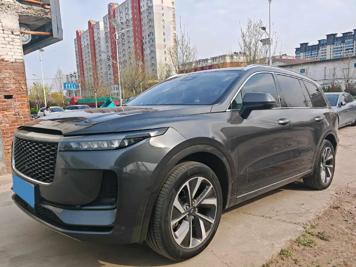 2021 Li ONE Range Extended 131HP REEV 40.5KWH,autocango,china used car exporter,china ev exporter,chinese used car exporter,chinese used ev exporter