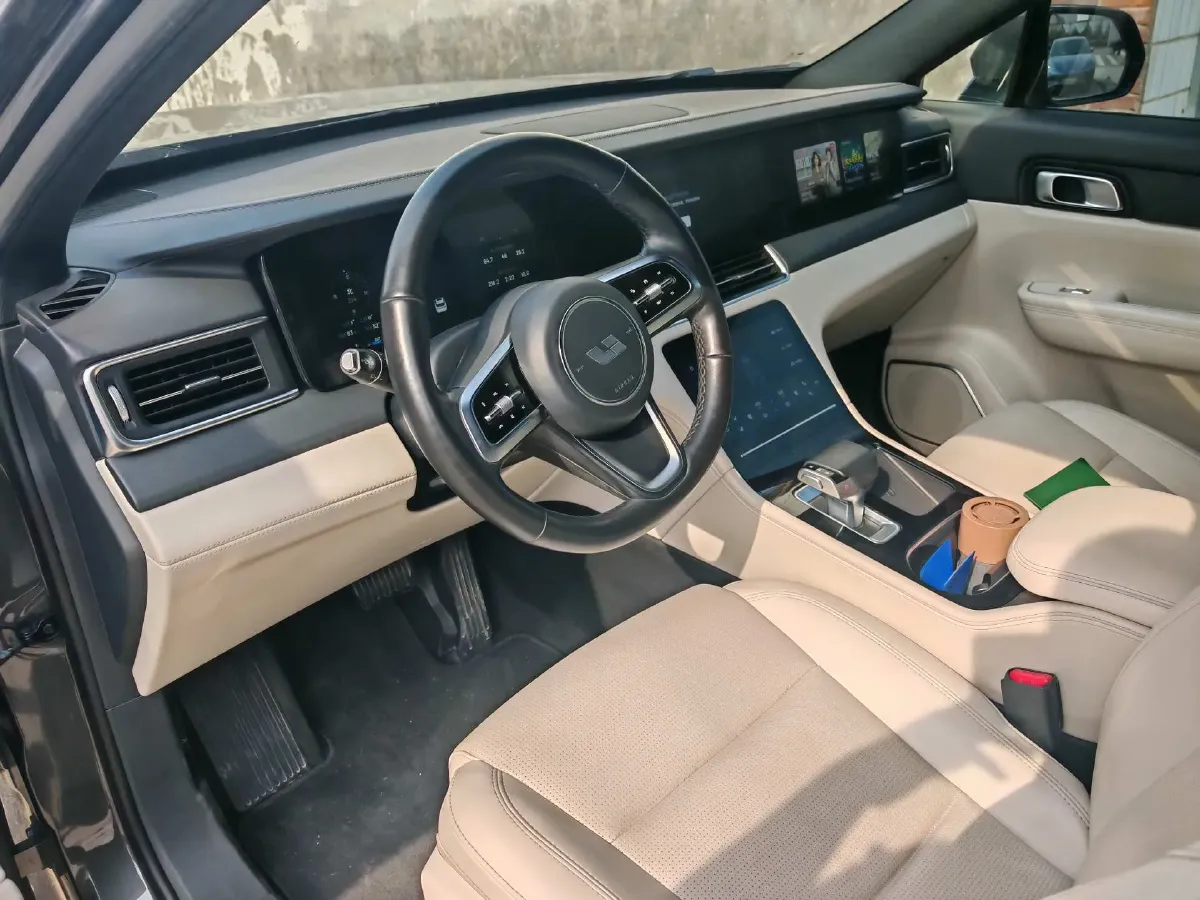 2021 Li ONE Range Extended 131HP REEV 40.5KWH,autocango,china used car exporter,china ev exporter,chinese used car exporter,chinese used ev exporter