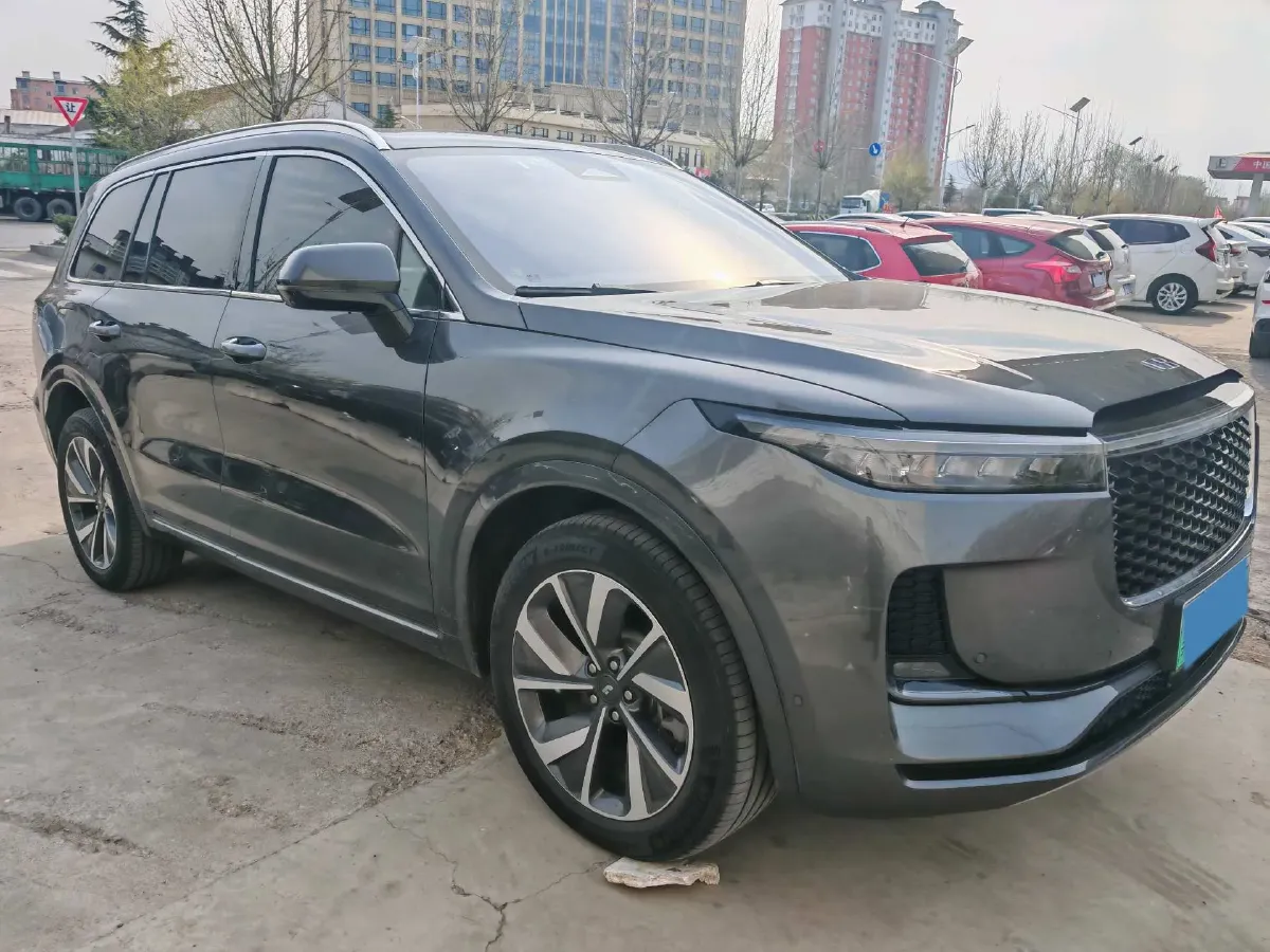 2021 Li ONE Range Extended 131HP REEV 40.5KWH,autocango,china used car exporter,china ev exporter,chinese used car exporter,chinese used ev exporter
