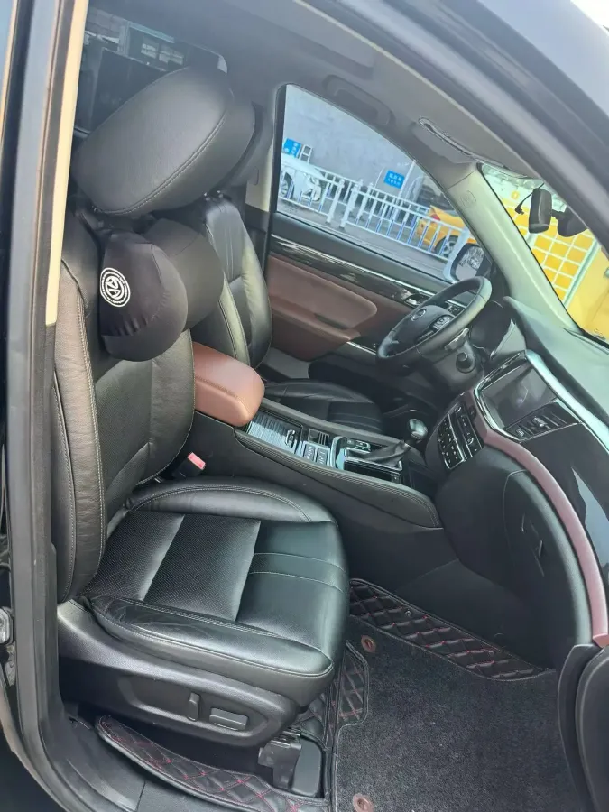 2017 GAC Trumpchi GS8 2.0T 201HP L4 6AT,autocango,china used car exporter,china ev exporter,chinese used car exporter,chinese used ev exporter