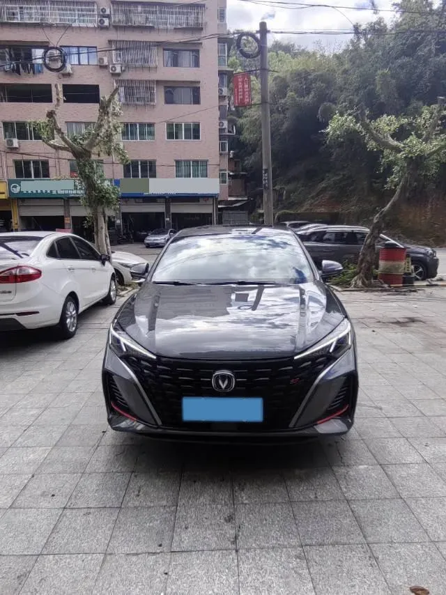 2021 ChangAn Eado 1.4T 160HP L4 7DCT,autocango,china used car exporter,china ev exporter,chinese used car exporter,chinese used ev exporter