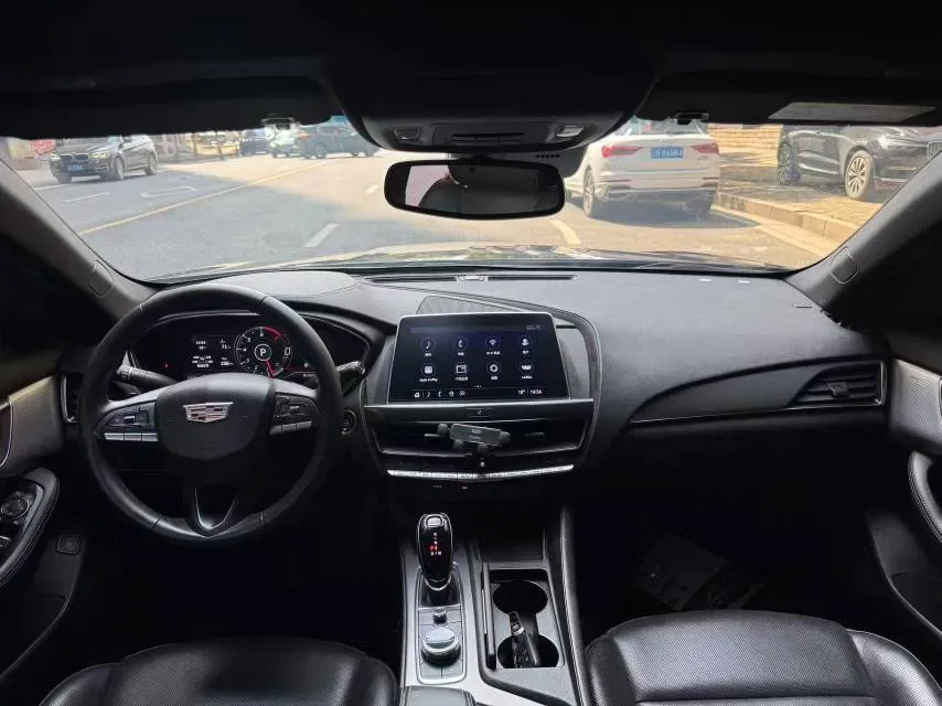 2024 Cadillac CT5 2.0T 237HP L4 10AT,autocango,china used car exporter,china ev exporter,chinese used car exporter,chinese used ev exporter