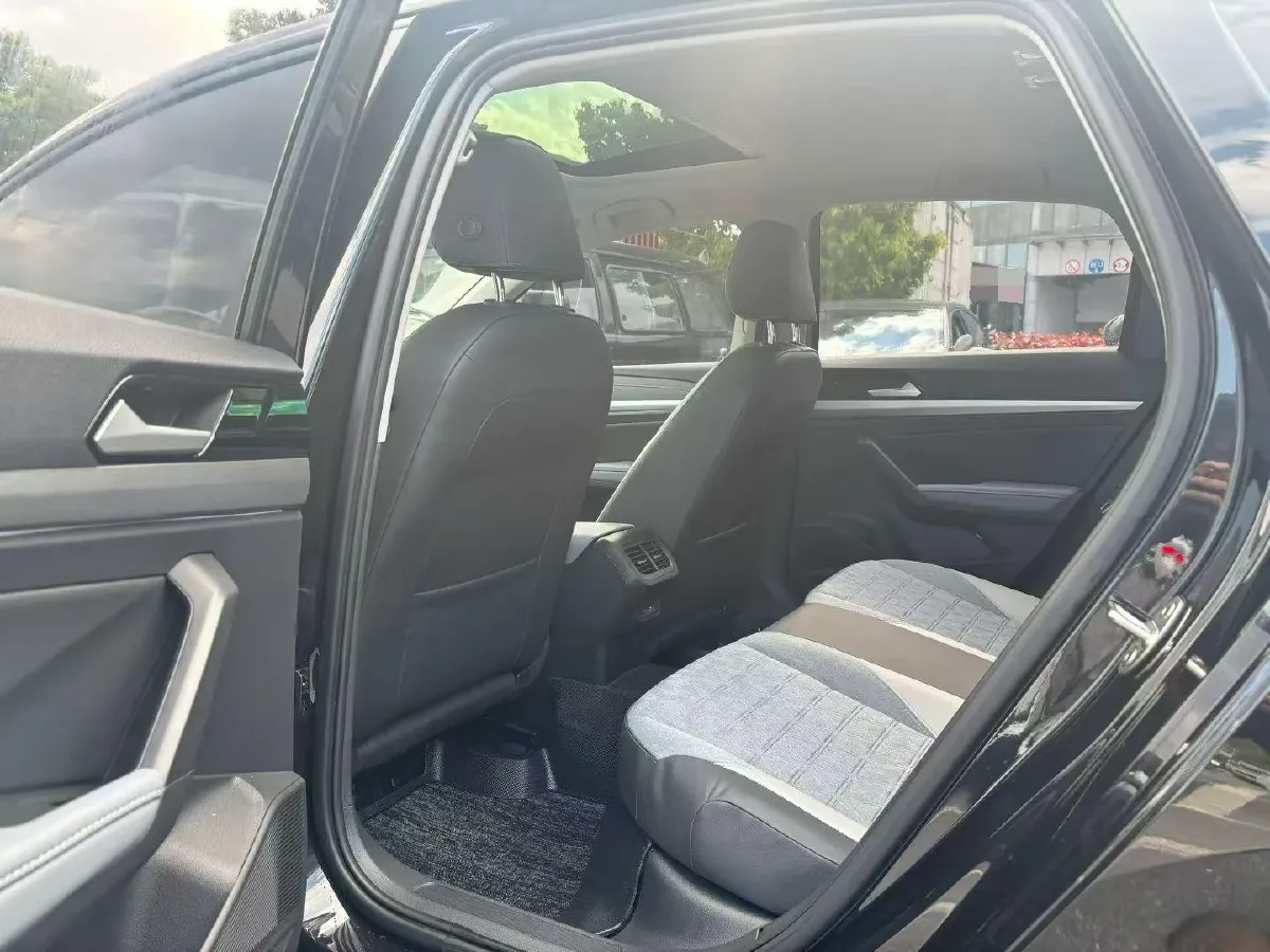 2023 Volkswagen Lavida 1.4T 150HP L4 7DCT,autocango,china used car exporter,china ev exporter,chinese used car exporter,chinese used ev exporter