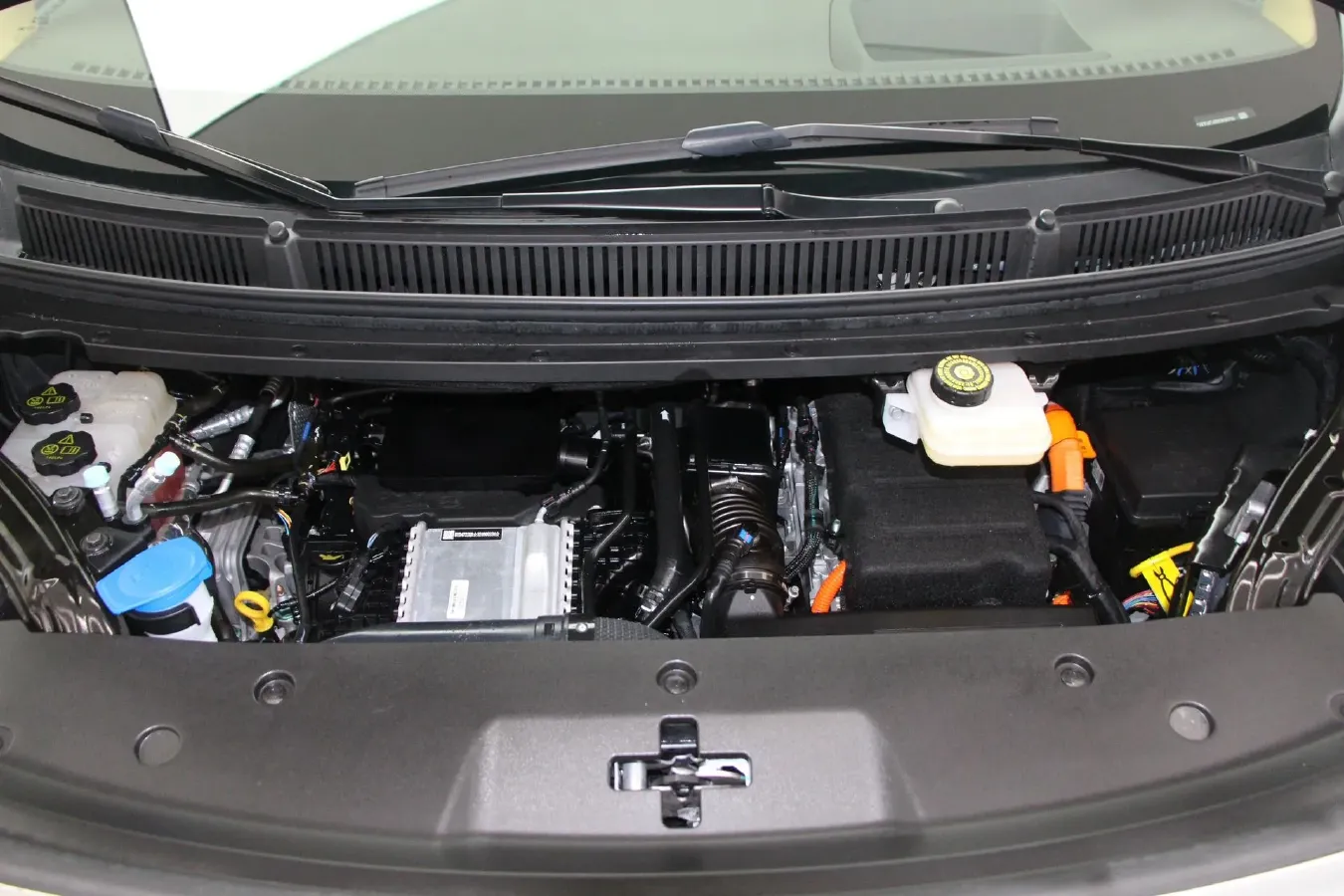 2025 Denza D9 1.5T 156HP L4 E-CVT PHEV 40KWH,autocango,china used car exporter,china ev exporter,chinese used car exporter,chinese used ev exporter