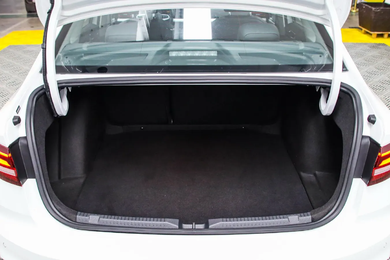 2023 Volkswagen Lavida 1.4T 150HP L4 7DCT,autocango,china used car exporter,china ev exporter,chinese used car exporter,chinese used ev exporter