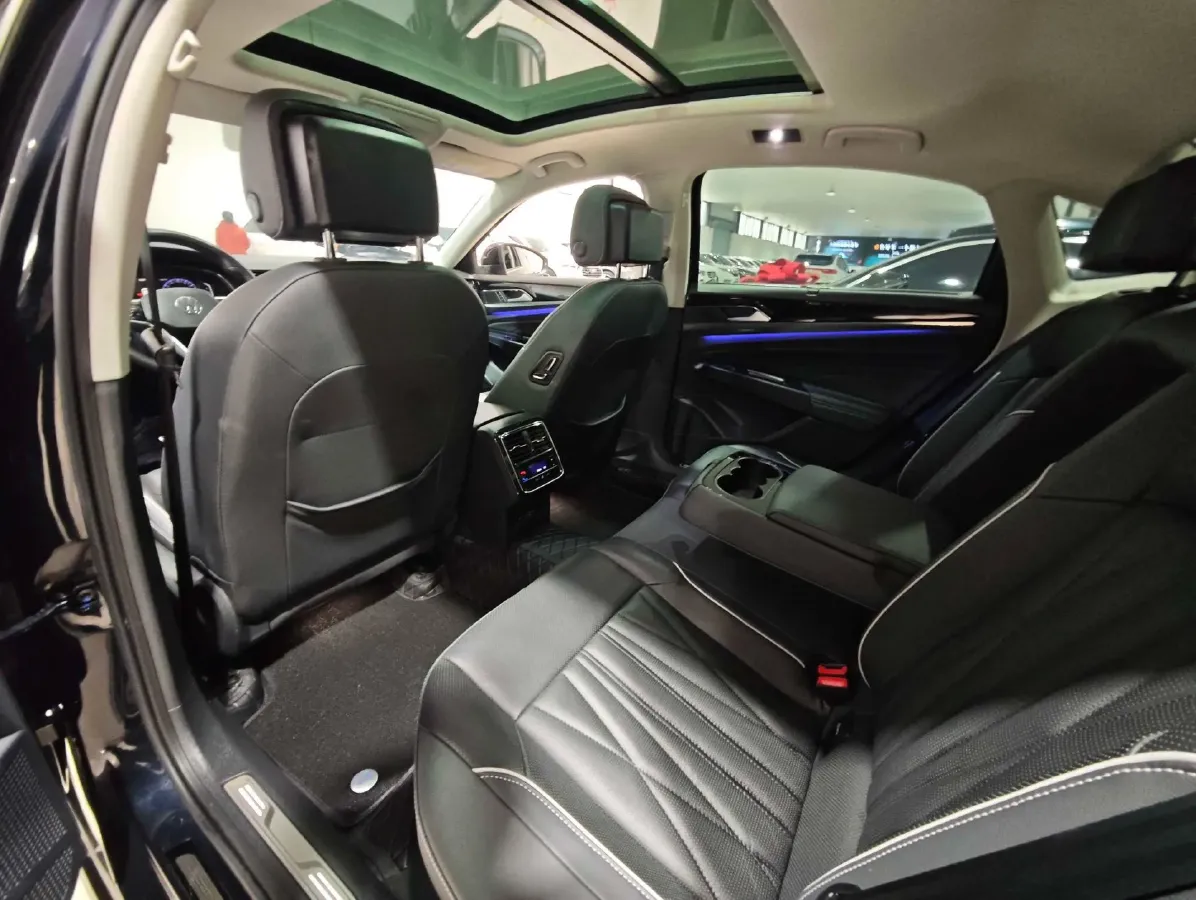 2023 Volkswagen Passat 2.0T 186HP L4 7DCT,autocango,china used car exporter,china ev exporter,chinese used car exporter,chinese used ev exporter