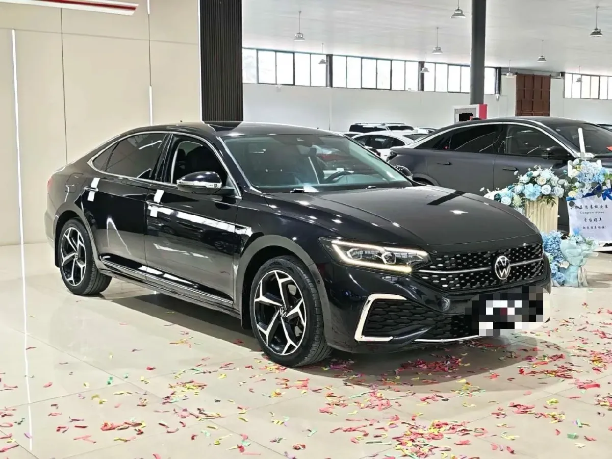 2023 Volkswagen Passat 2.0T 186HP L4 7DCT,autocango,china used car exporter,china ev exporter,chinese used car exporter,chinese used ev exporter