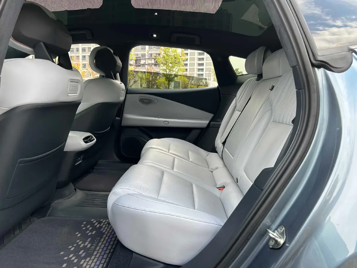 2024 Luxeed S7 BEV 100KWH,autocango,china used car exporter,china ev exporter,chinese used car exporter,chinese used ev exporter