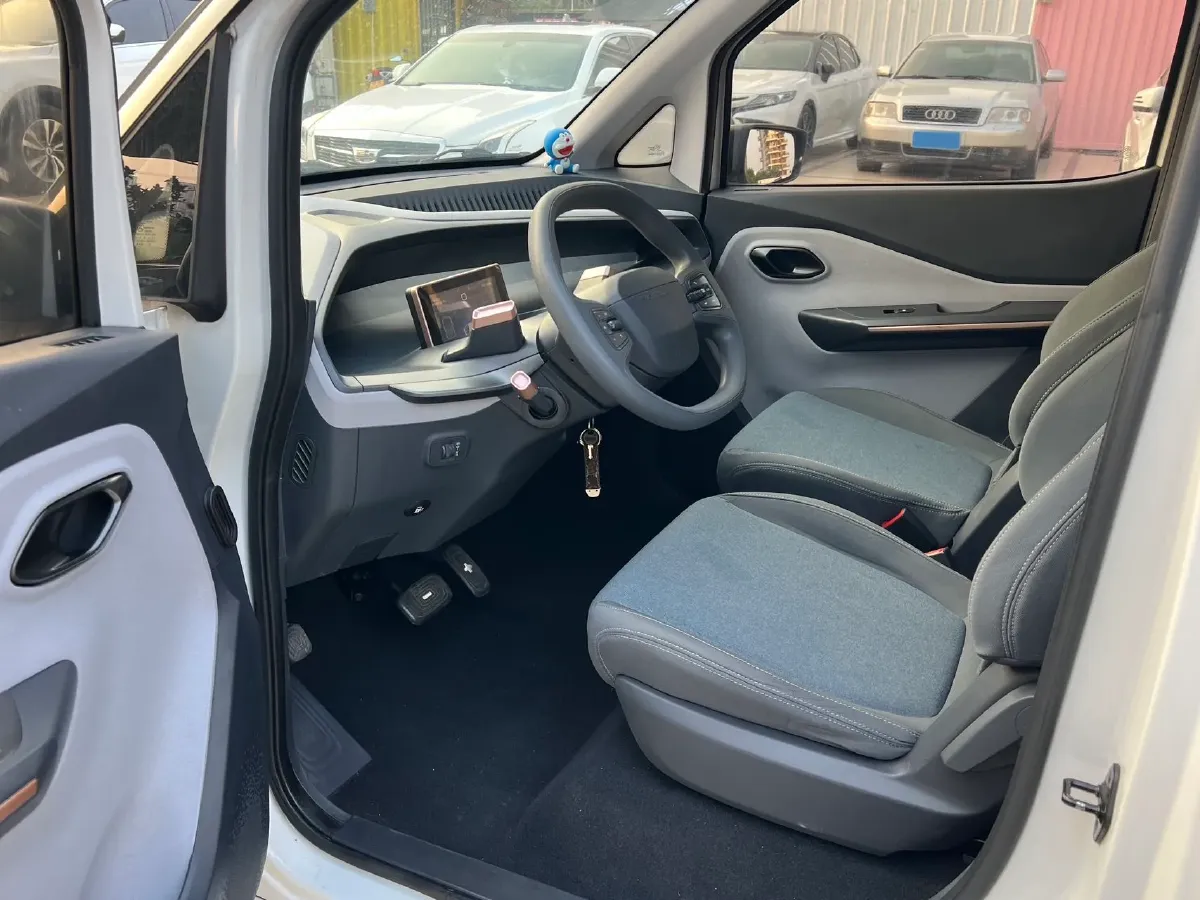 2018 BaoJun E200 BEV 22KWH,autocango,china used car exporter,china ev exporter,chinese used car exporter,chinese used ev exporter