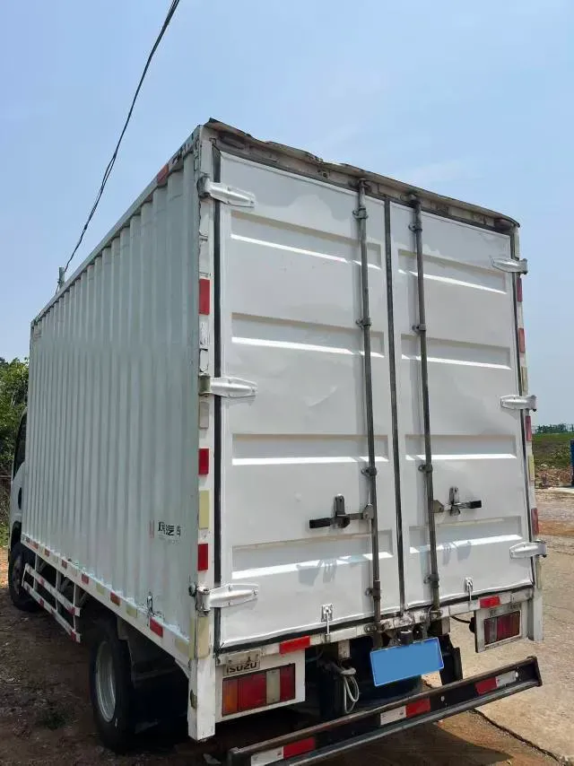 2023 Isuzu YiFang 2.5T 126HP L4 5MT,autocango,china used car exporter,china ev exporter,chinese used car exporter,chinese used ev exporter