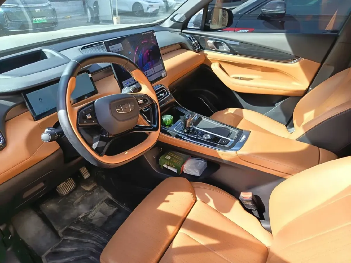 2025 Geely StarRay 1.5T 181HP L4 7DCT,autocango,china used car exporter,china ev exporter,chinese used car exporter,chinese used ev exporter